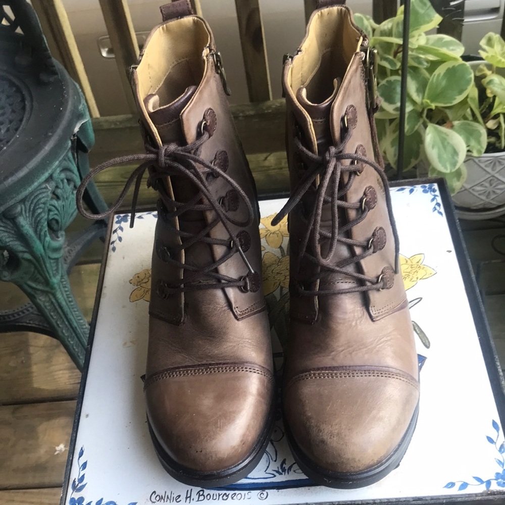 Bussola Dark Brown Lace-Up Women's Boots zipper on NEW without box